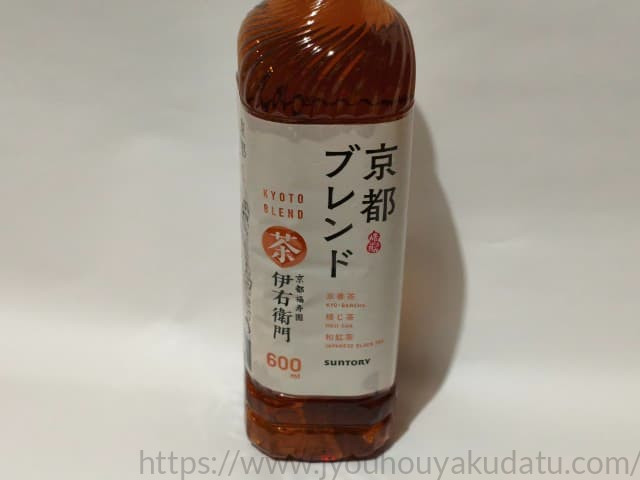 伊右衛門 京都ブレンドのペットボトルパッケージ外観